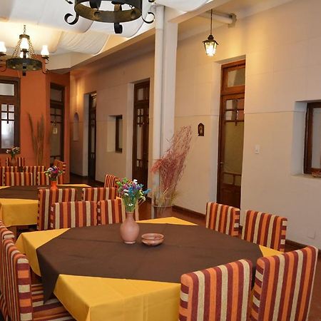 Hotel La Giralda Сальта Экстерьер фото