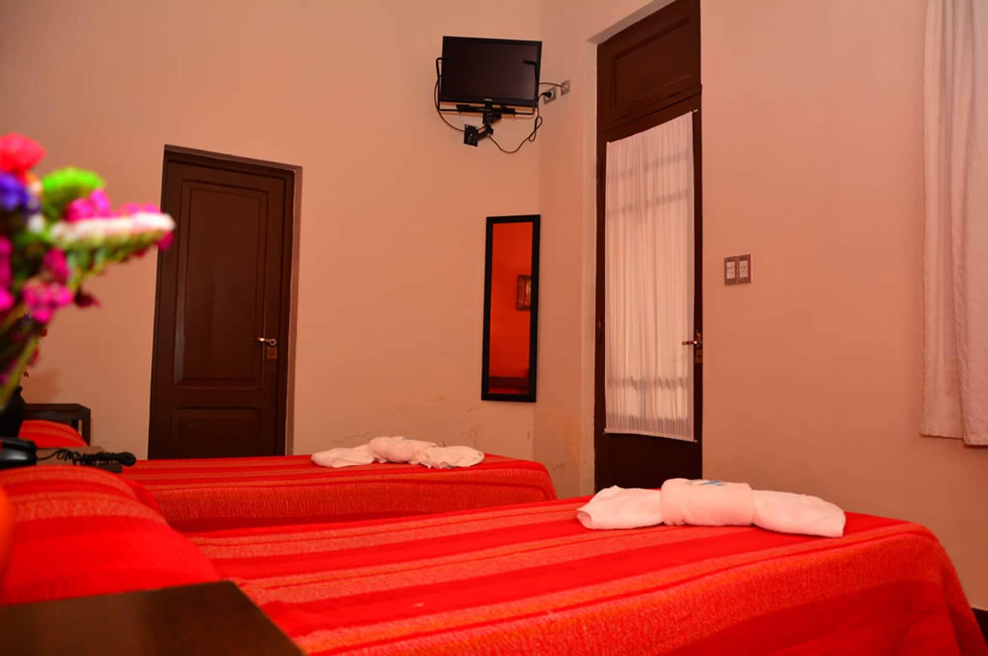 Hotel La Giralda Сальта Экстерьер фото