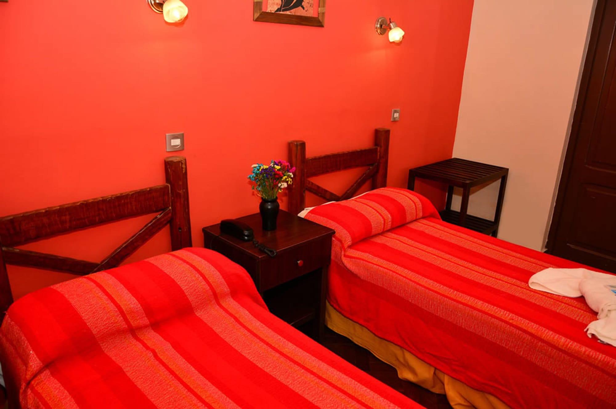 Hotel La Giralda Сальта Экстерьер фото