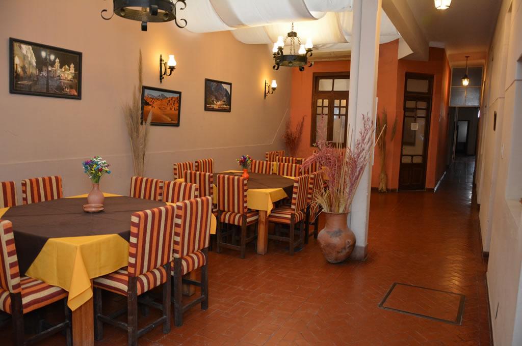 Hotel La Giralda Сальта Экстерьер фото