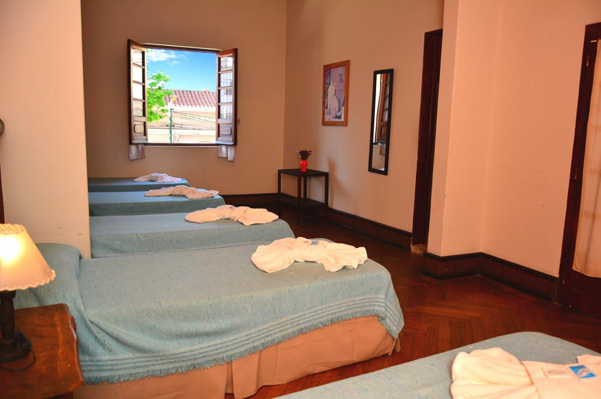 Hotel La Giralda Сальта Экстерьер фото