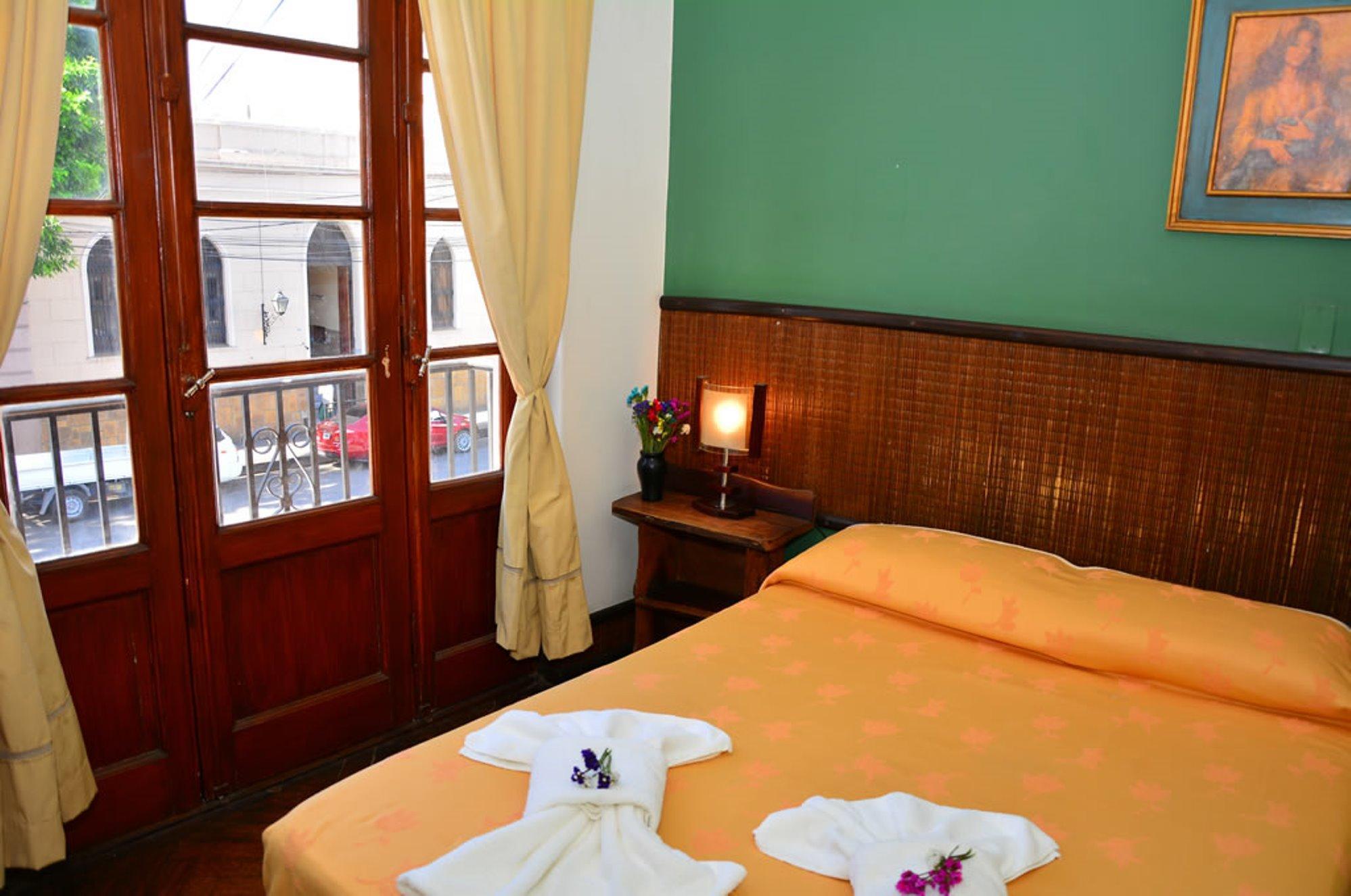 Hotel La Giralda Сальта Экстерьер фото